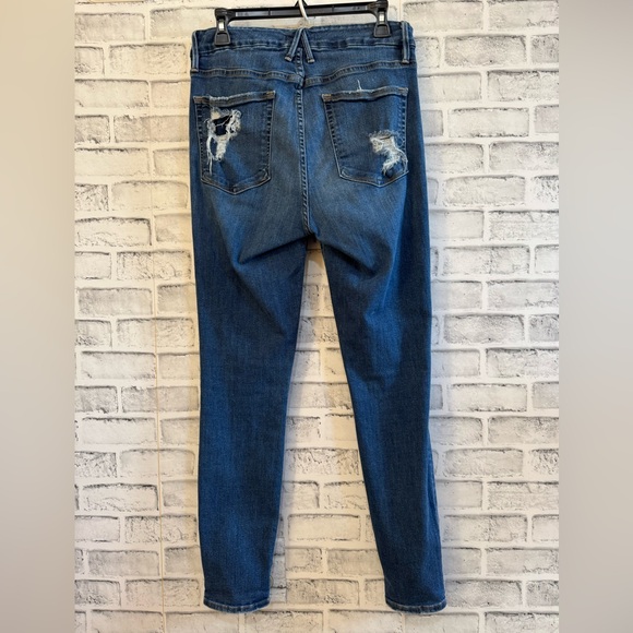 Women’s Good American dark wash distressed pockets skinny jeans Size 12/31 - Picture 2 of 4